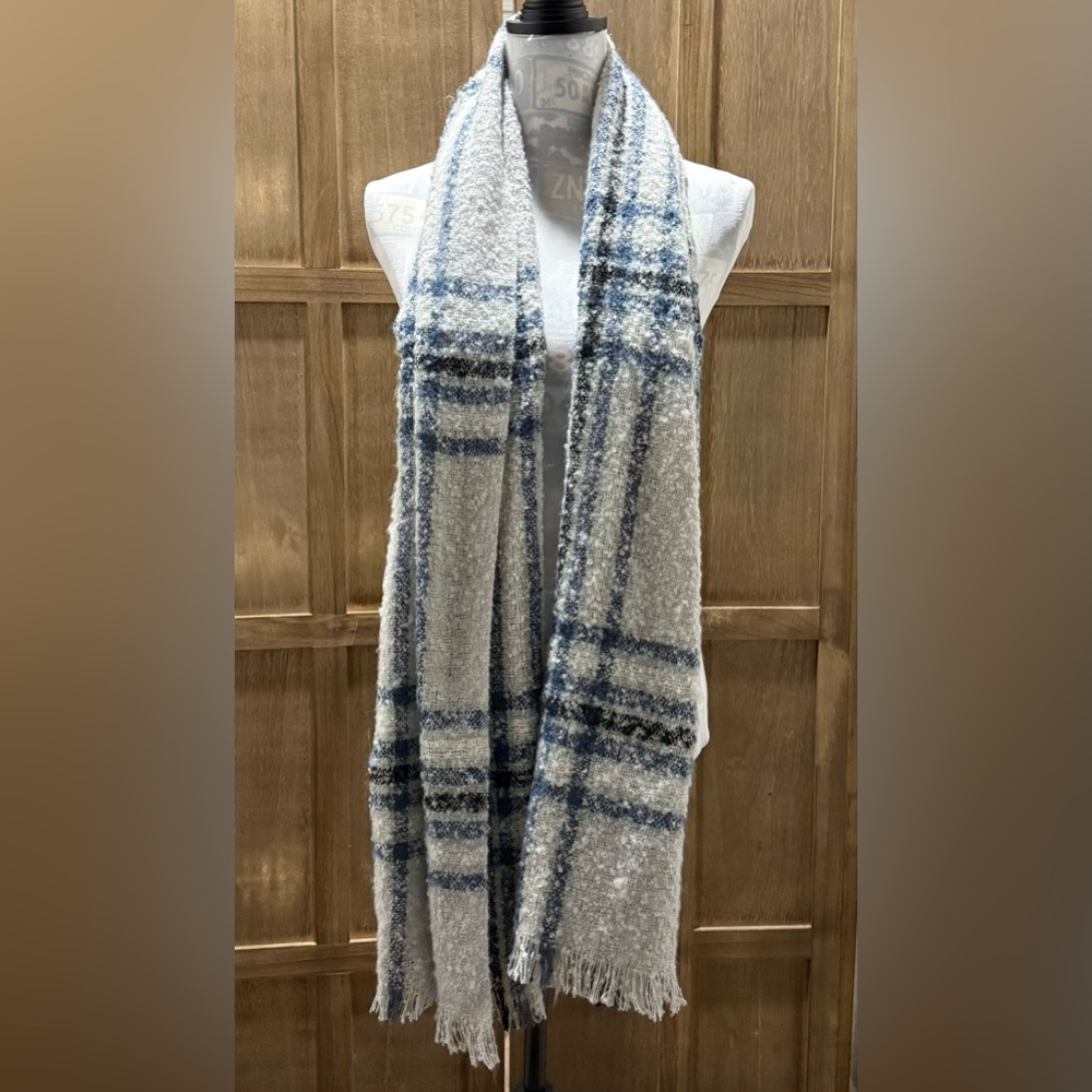 Marcus Adler New York Cozy Plaid Scarf in Blue and Gray